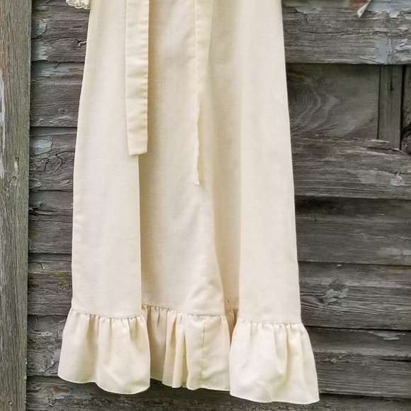 Hoot Owl 60s 70s Vintage Wedding Dress - Picture 8 of 8